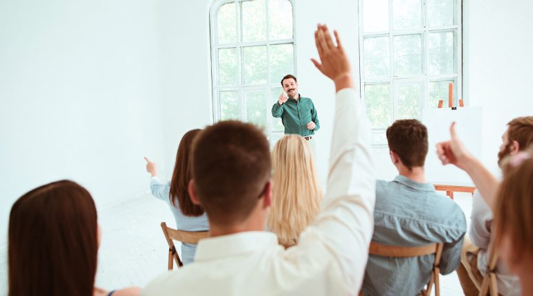 How to Stay on Budget During Kitchen